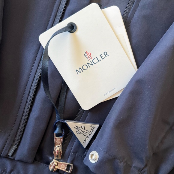 MONCLER Men's ATRIA Hooded Jacket Navy 1A00008 549 ML 742 - Picture 7 of 16